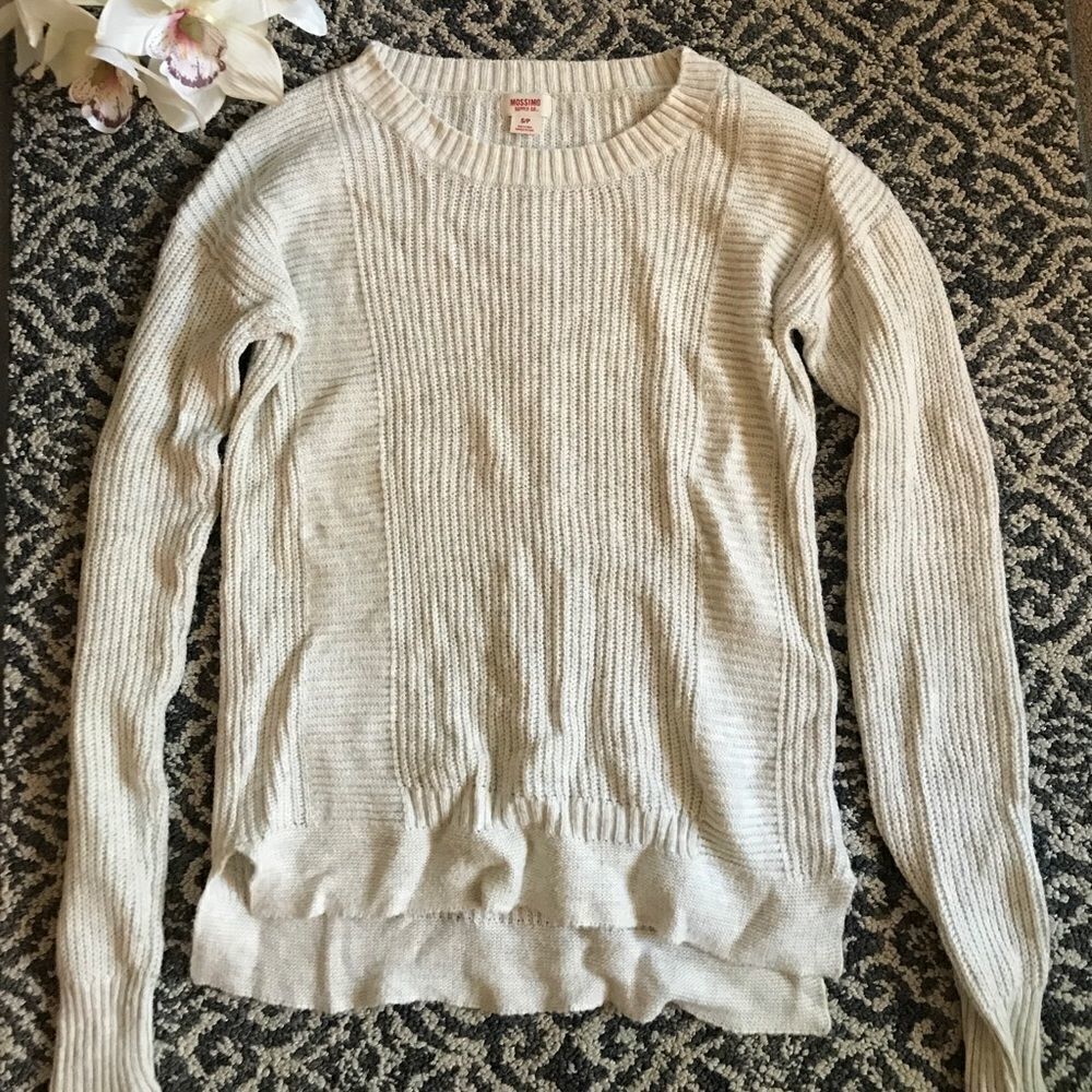 Cream / White Long Sleeve Sweater